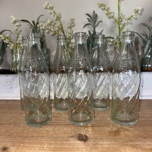Pepsi Clear Glass Bottles - Set of Six from the 70’s.  In Great condition!